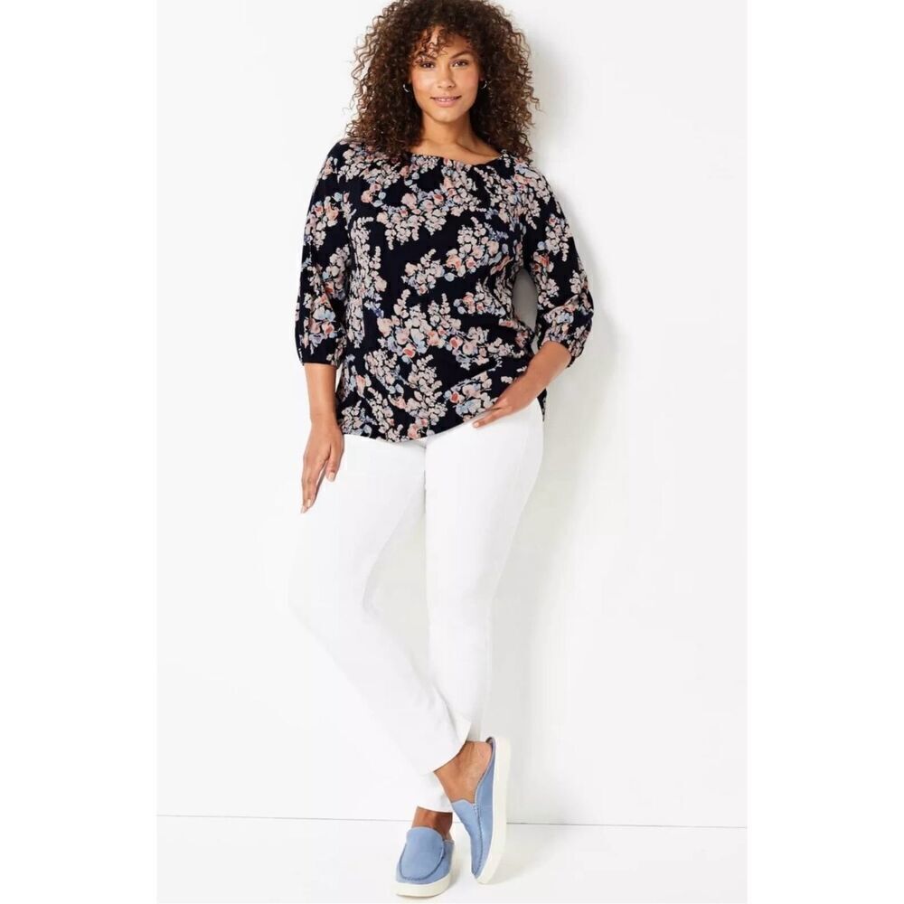J. Jill Pretty and Feminine Floral A-Line Top Size Small Petite